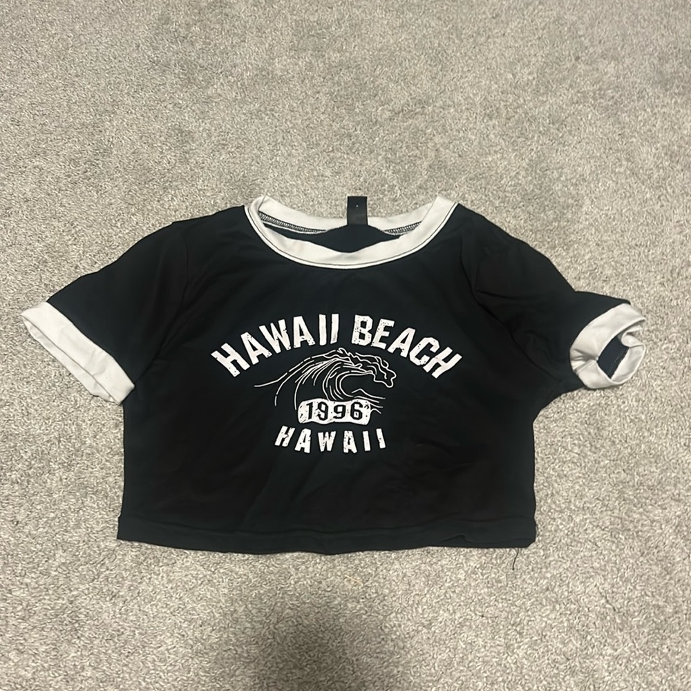 Women’s crop tee
